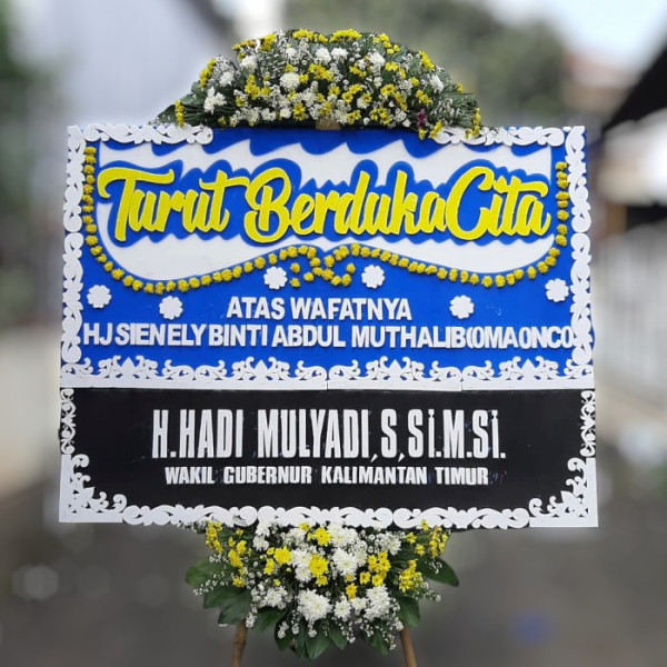 Karangan Bunga Duka  di Sumba Timur